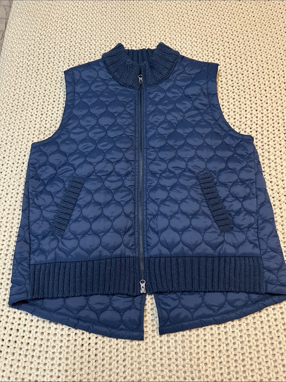 Westbound Women’s Quilted Navy Sleeveless Zip Vest